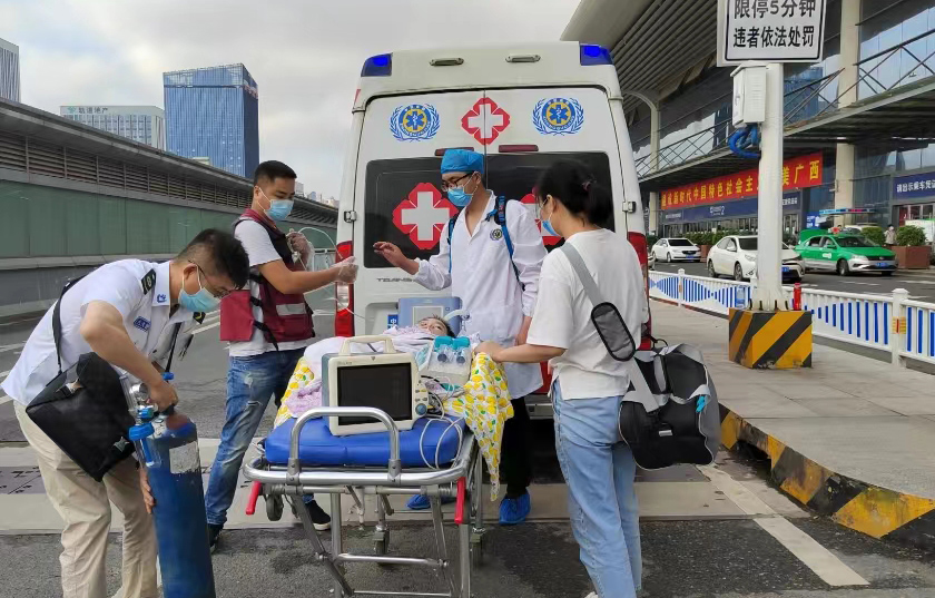 柳州救护车出租公司